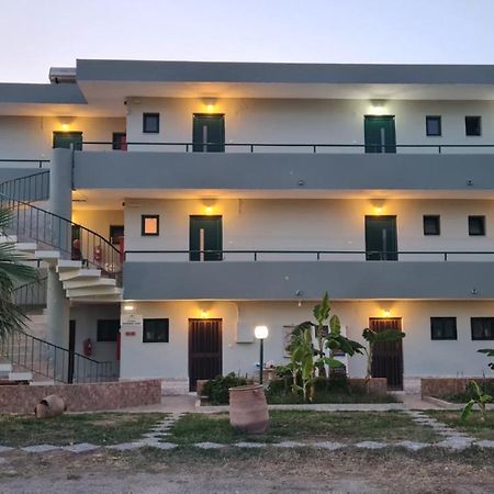Garden City Image Tigkaki  Luaran gambar