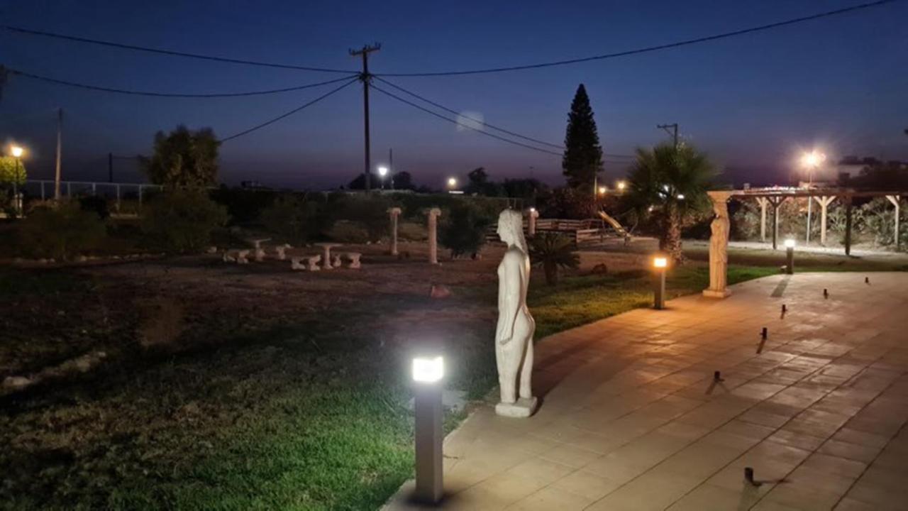 Garden City Image Tigkaki  Luaran gambar